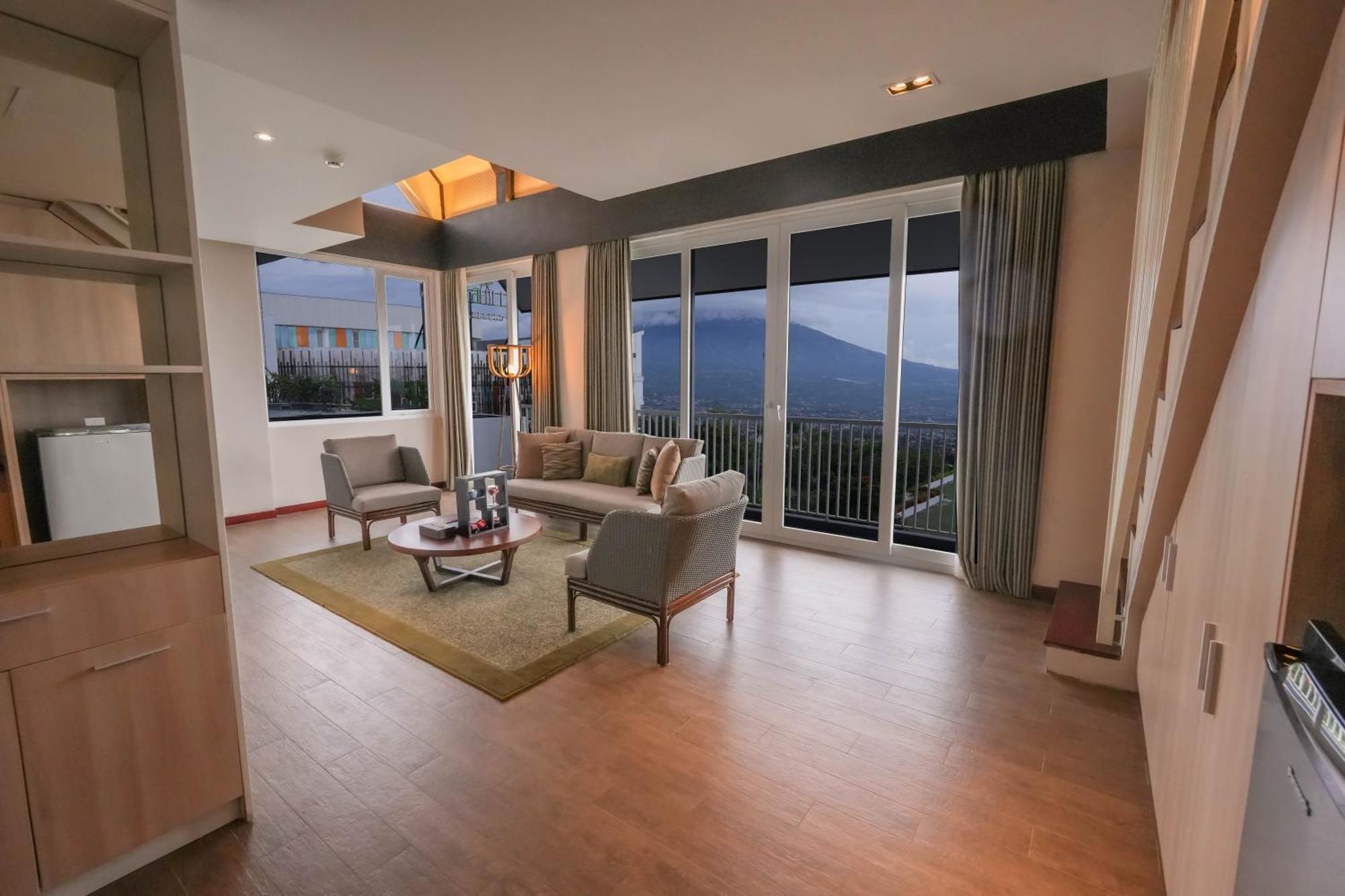 Amartahills Hotel And Resort Batu  Rum bild